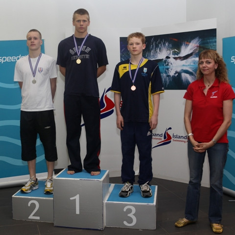 Freysteinn með gull.