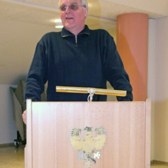 Gestur var fundarstjóri.