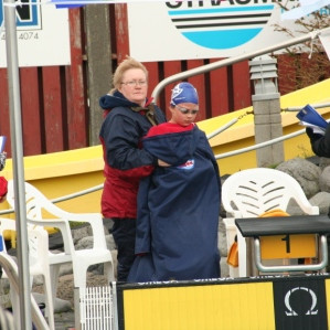 Jóhanna heldur hita á Nönnu.