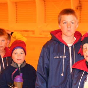 Maron, Friðrik, Helgi og Bjarki bíða eftir að komast til að synda.