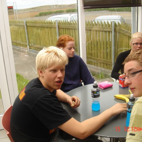 Nauðsynlegt að næra sig aðeins. Þórir, Rannveig, Sessa og Arnór.