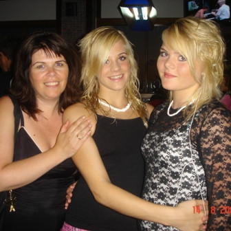 Flottar í kvölddressinu.