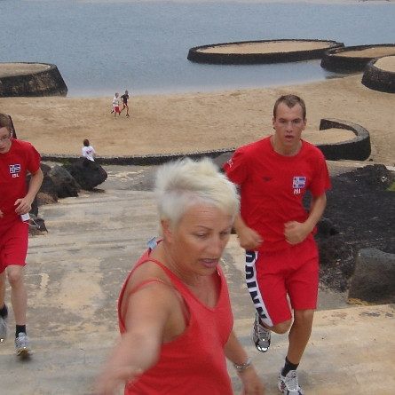 Svetlana stjórnar með harðri hendi.