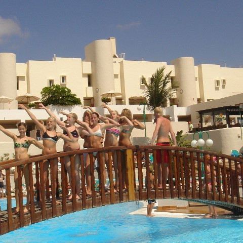 Flottasta sundliðið við flottasta hótelið.