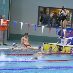 Okkar fólk í upphitun.