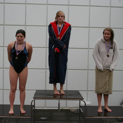 50 m baksund - Elfa, Bryndís Rún og Diljá.