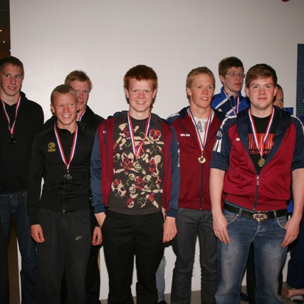 4x50 flug, boðsund.