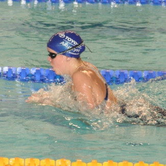 Arna bringusundsdrottning.