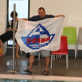 Vlad hefur sínar aðferðir við að hvetja.