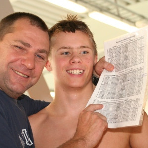 Vald frekar sáttur við Freystein eftir að hann sló 23 ára Akureyrarmet Svavars Guðmundssonar í 50 skrið.