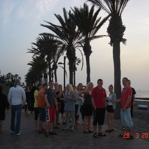 Rölt á ströndinni.