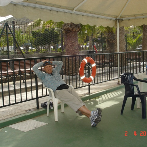 Fararstjóri hefur vakandi auga með öllu.