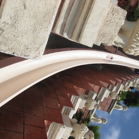 Þessi er svakaleg, 28 m frítt fall, en það létu sig flestir hafa það.