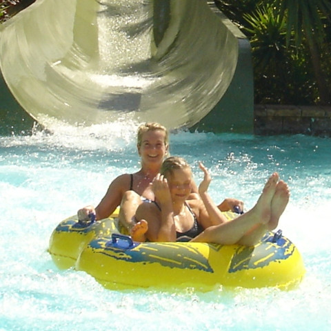 Ásta form. og Ásdís.