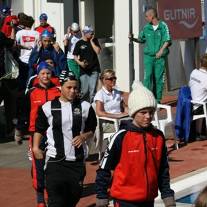 Arna á leiðinni að keppa.