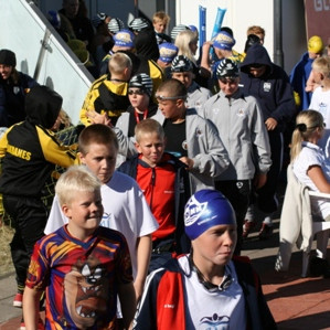 Sveinasveit á leið í boðsund, Steini, Valgeir, Helgi og Oddur.