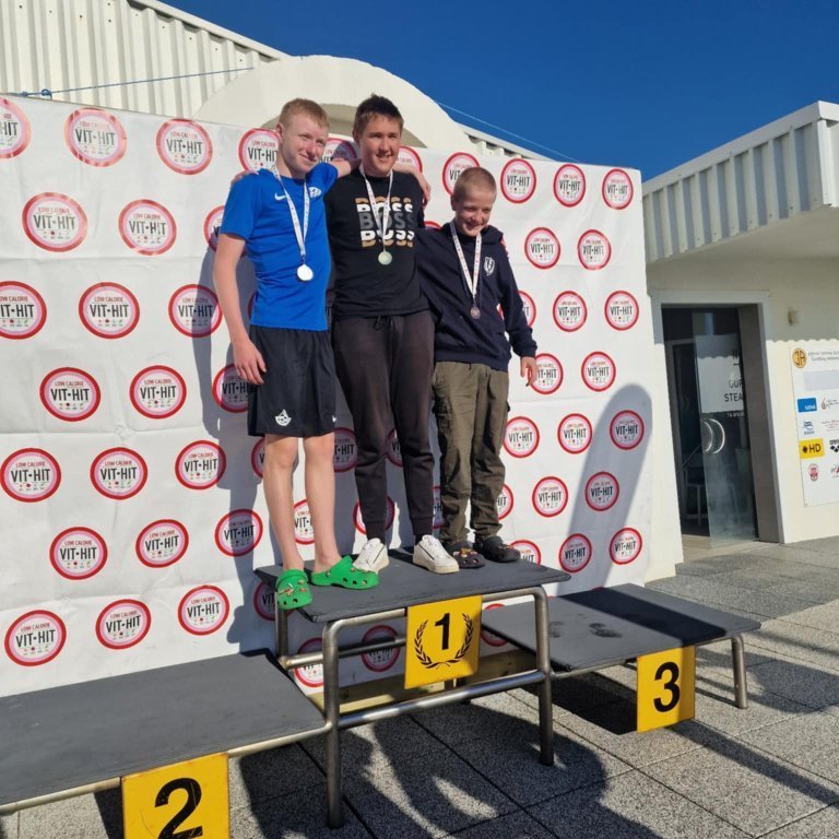 a41356a3-75c8-4b98-a68a-0007d7bafb51