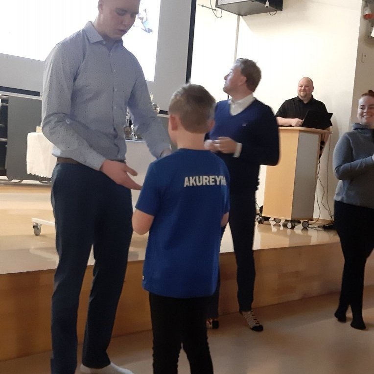 83521939_554904948435252_512925674755850240_n