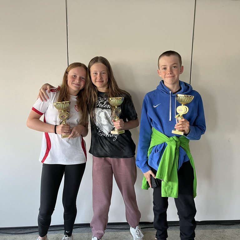 Eva Sóley, Lovísa og Lárus Högni