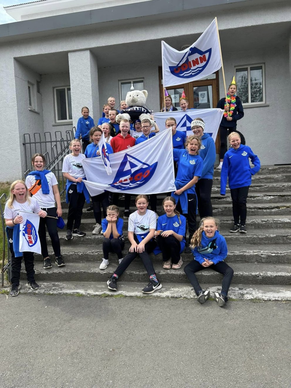 Meirihluti AMÍliðs Óðins til í skrúðgöngu!